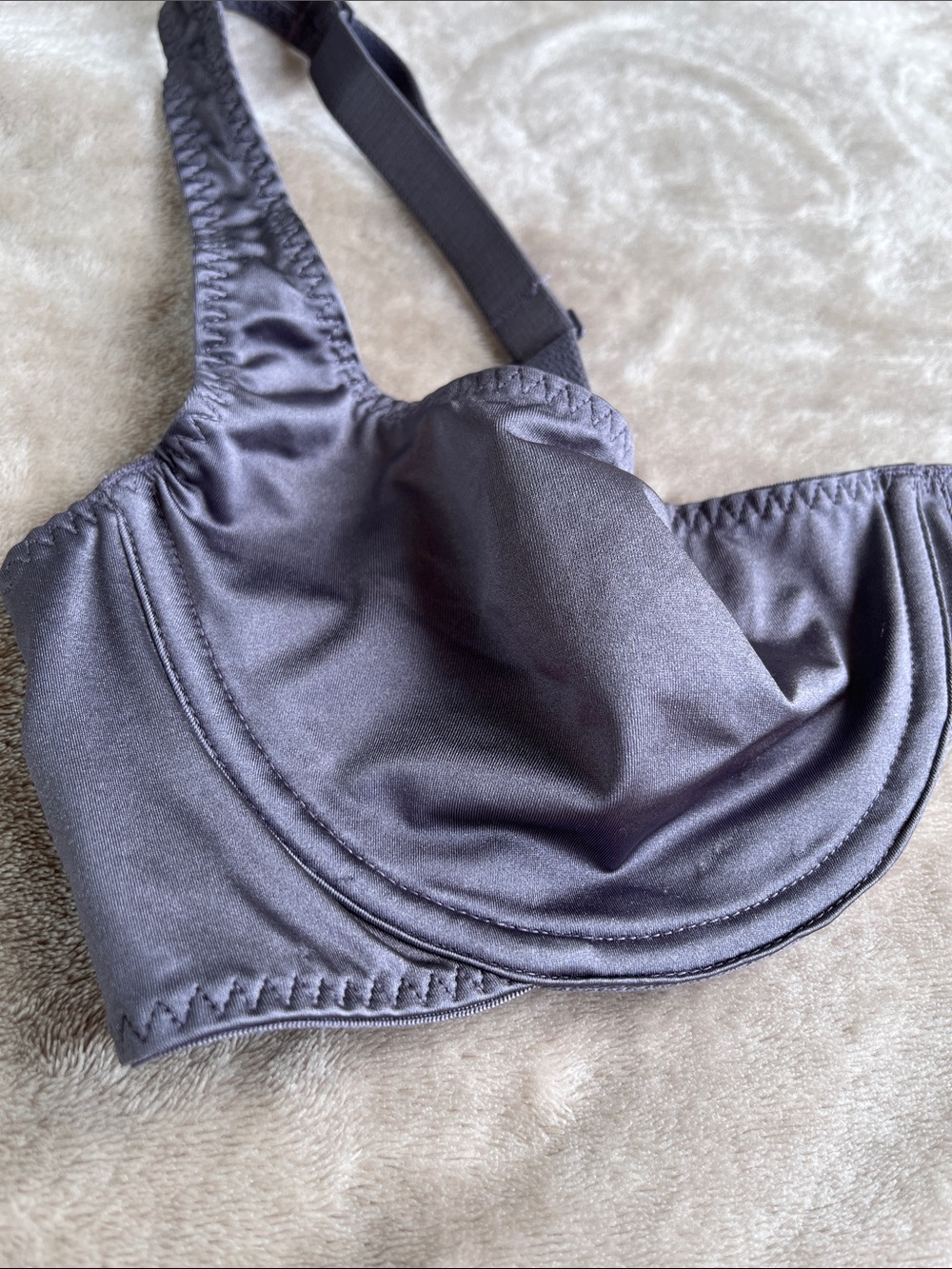 SKIMS Unlined Balconette Bra, Size 36C - Picture 3 of 12